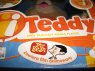 Interaktywny miś teddy z monitorkiem posiadający animowany film, bajkę dla dzieci, gry itp. miś misie, misio, maskotka, maskotki pluszak, pluszaki interaktywne, edukacyjny, edukacyjne