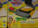 Ciastolina Play-Dohj, PlayDoh, Wheels, Kitchen