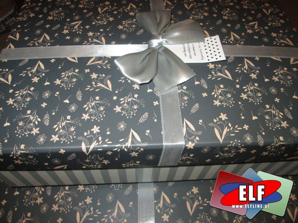 Pudełka na prezenty, Pudełko na prezent, prezentowe opakowania i pudełka z kokardką, opakowania na prezenty, do pakowania prezentu