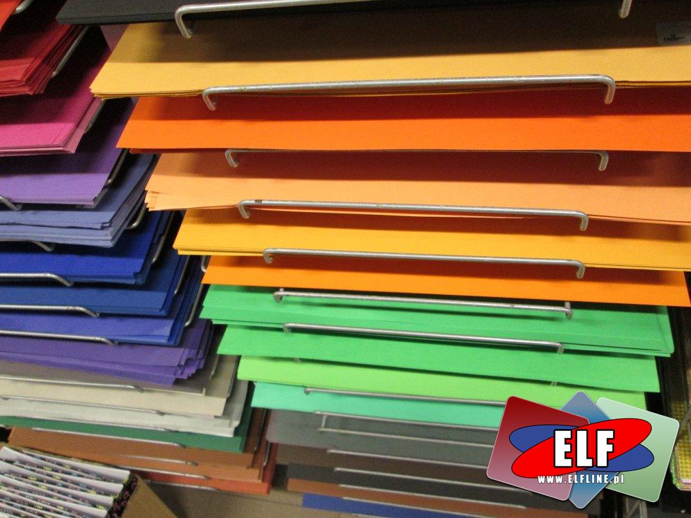 Artykuły papiernicze, Bloki i papiery rożnego rodzaju, rożne kolory, gramatury papierów, bloki, brystole itp.