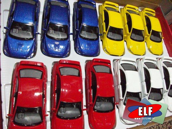 Samochody metalowe, samochód metalowy, pojazd, pojazdy, auto, auta, trabant, retro, nissan GT-R, sugaru impreza, fiat 500, Audi R8, Syrenka, policja VAN, karetka pogotowia, straż pożarna, audi, mitsubishi lawcer, ford GT, pajero, BMW x6, mustang,