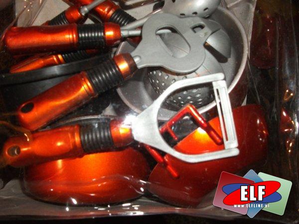 Naczynia plastikowe, zabawka, zabawki, naczynie, kubek, kubki, talerz, talerze, talerzyk, talerzyki, filiżanka, filiżanki, sztućce, zestaw do herbaty, zestawy do herbaty, garnek, garnki, czajnik, czajniki, kuchenka, kochanki, kuchnia, kuchnie, k