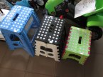 Taborecik plastikowy składany, składane plastikowe taboreciki, krzesełko, krzesełka, krzesło, taboret
