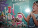 Clementoni, Laboratorium Perfum, Fabryka perfum i pachnących drobiazgów, stwórz swoje pachnące dzieła!, pachnąca zabawka kreatywna, zestawy kreatywne, zestaw kreatywny